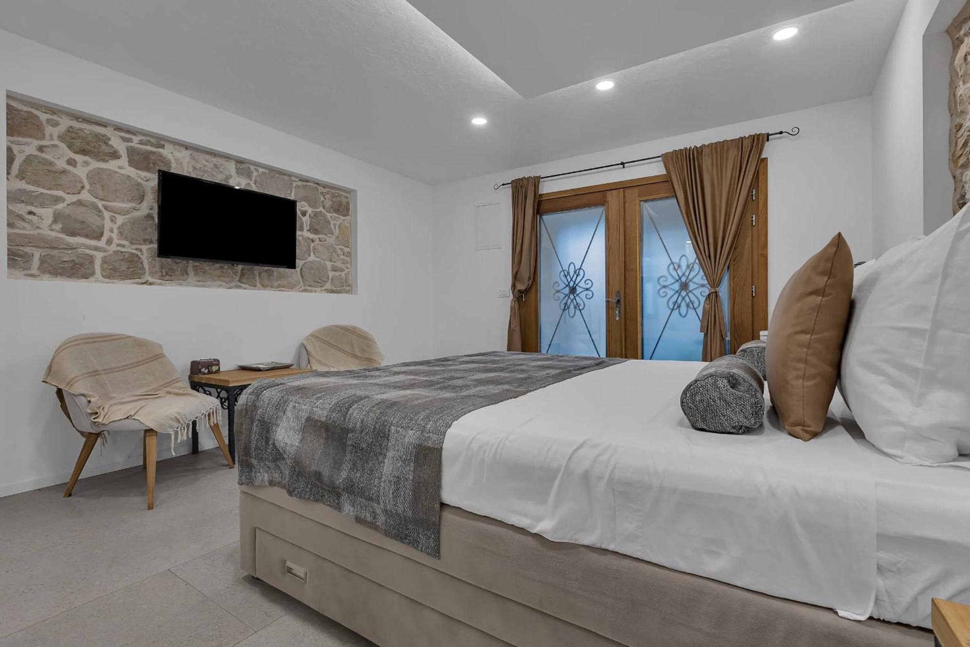 Luxury Rooms Palace B&B Макарска Экстерьер фото